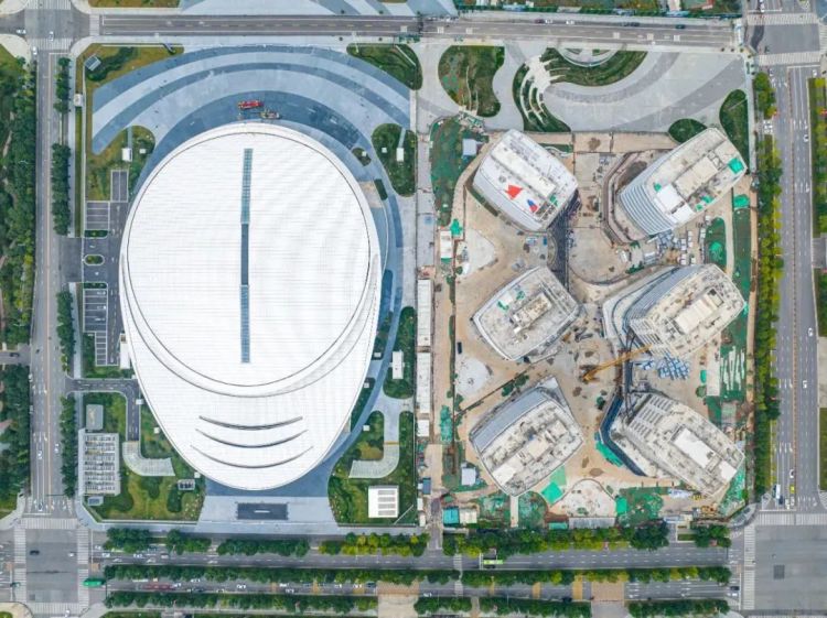 曲江竞技中心再获殊荣配套区建设加速跑(图5)