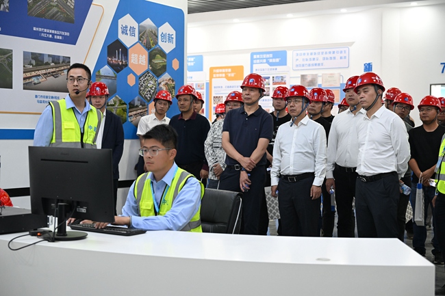 中建海峽舉辦2023年市政工程建設行業“綠色施工與智慧建造暨項目觀摩會”(图2)