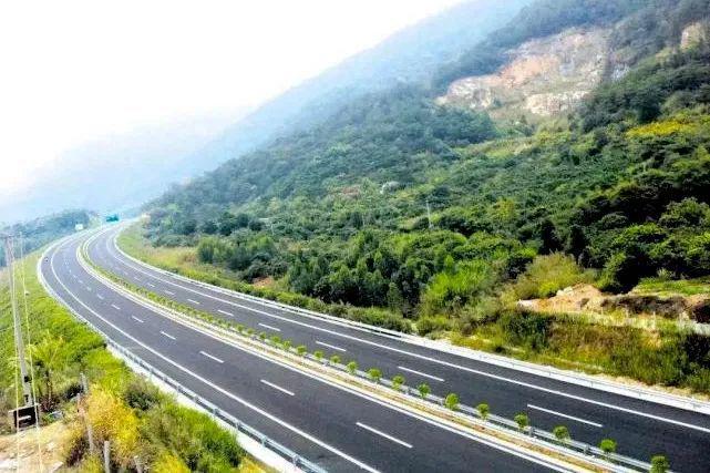 五子登科！中铁十七局再获全国公路建设最高奖(图3)