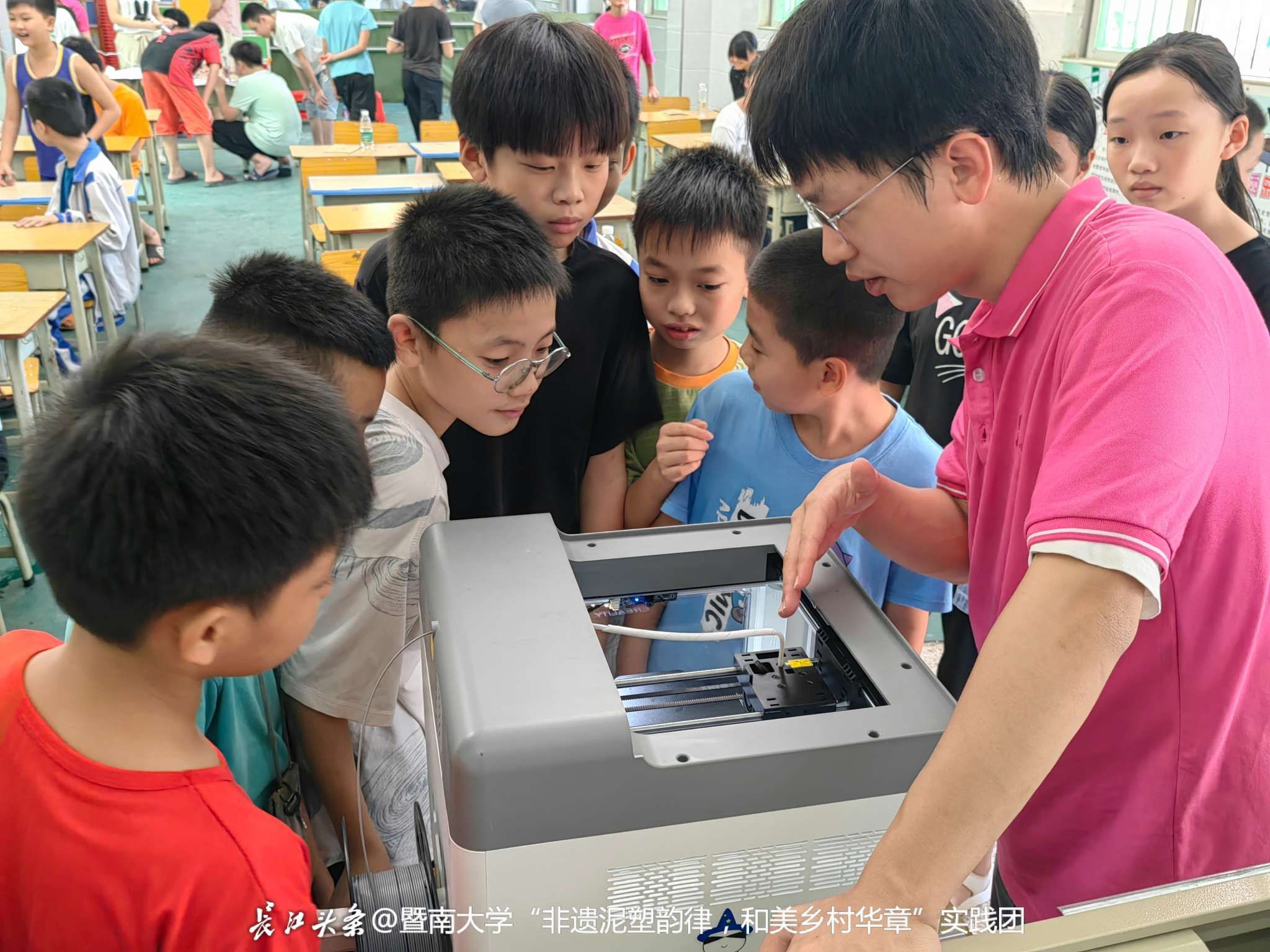把论文写在祖国大地上！长江头条《全国大学生暑期社会实践报告（2023年）》发布(图7)