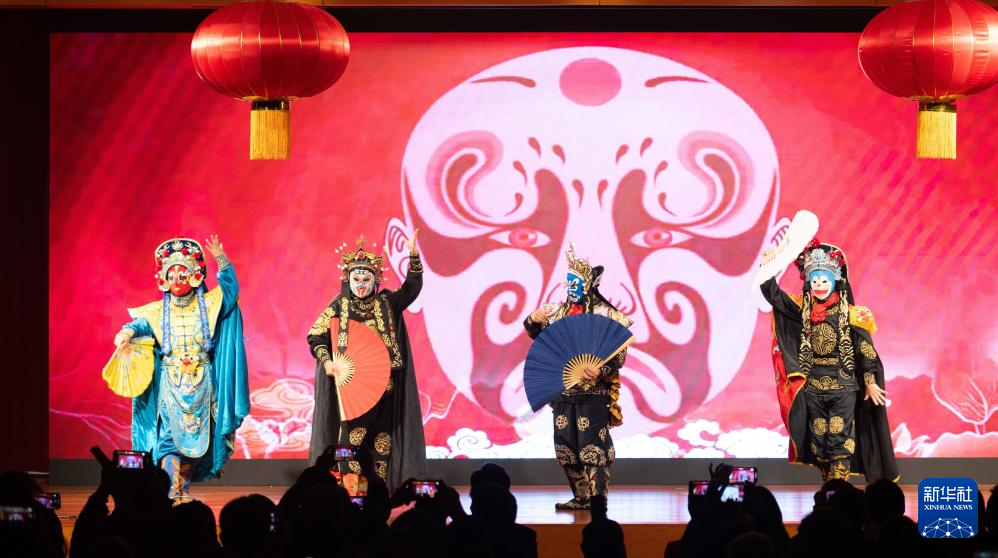 综合消息｜温暖迎春 全球共庆中国年——龙年春节庆祝活动在多国举行(图8)