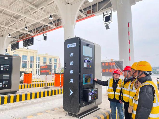 梁开高速公路建设者的执着坚守(图4)