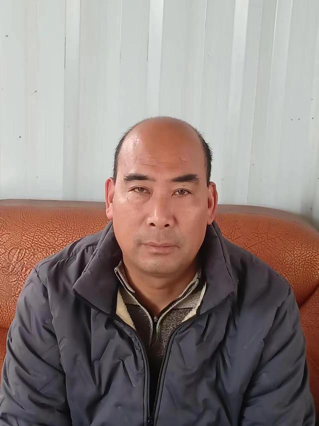 【视频】危急时刻他在断桥前拦停了货车：“救人是一种本能”(图2)