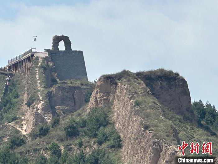 山西：一条旅游公路拉动特色经济